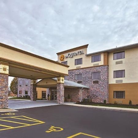 La Quinta Inn & Suites By Wyndham Fairborn Wright-Patterson Exteriör bild